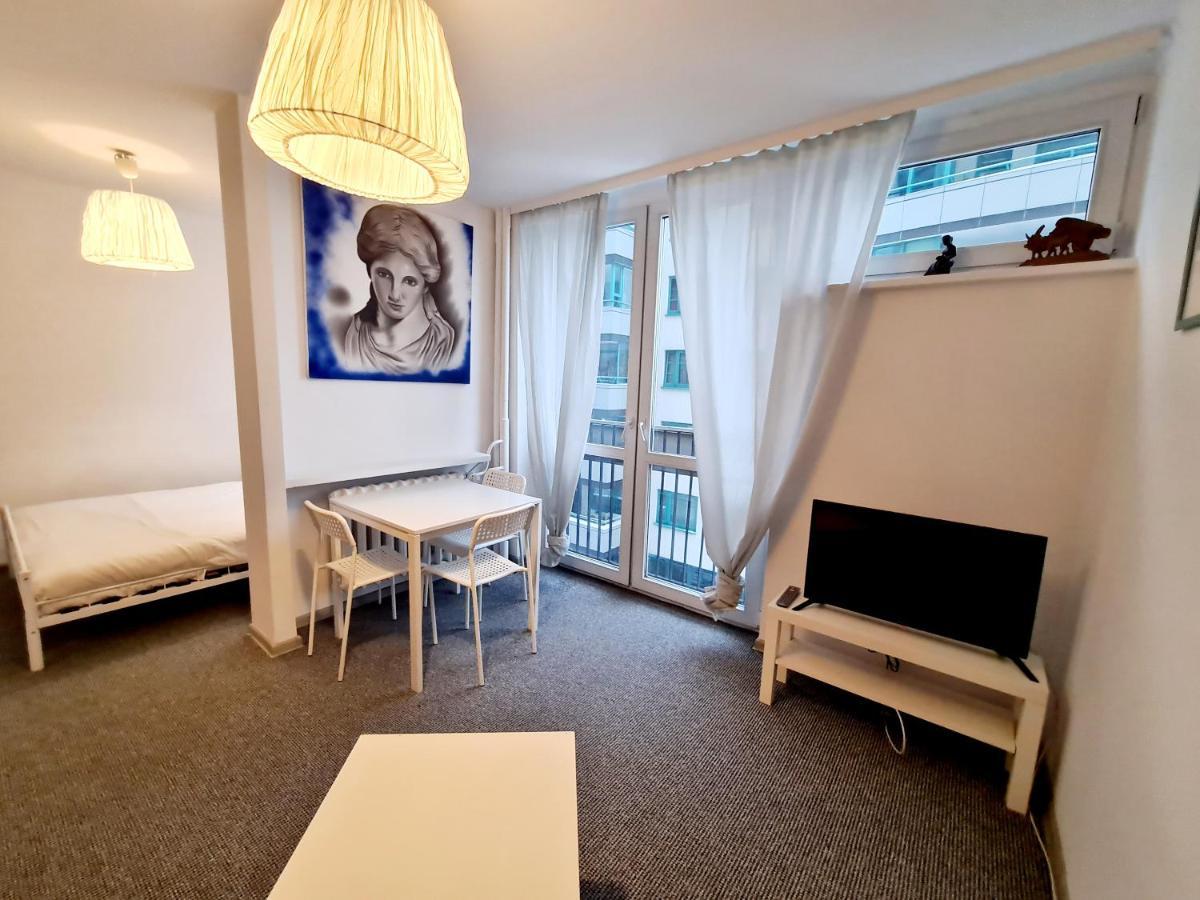 Topfloor Greeceflat A Cosy Flat In The City Center Lejlighed Warszawa Eksteriør billede